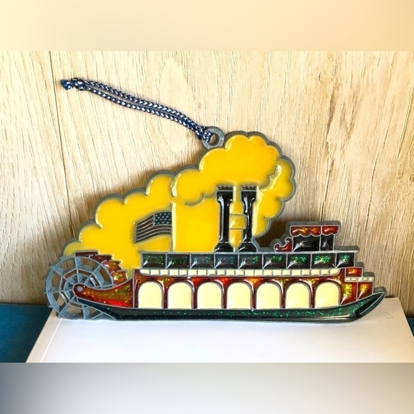 Vintage 5.5” Stained Glass USA American Cruise Ship Boat Window Art Suncatcher - Picture 1 of 4